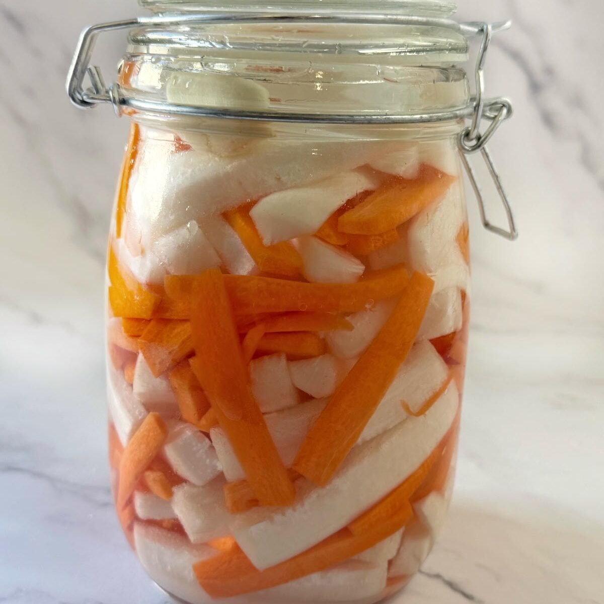 Vietnamese pickled carrot and daikon